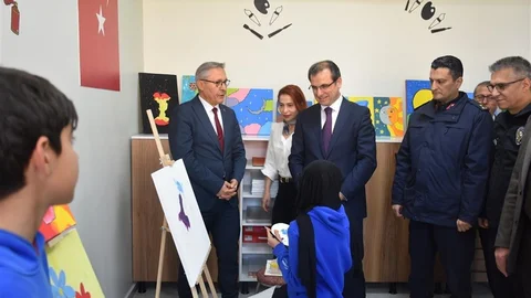 Salihli'de Resim Atölyesi Açıldı