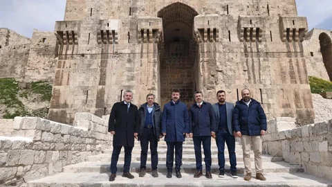 Bursa'da İftar Sofraları Kuruluyor
