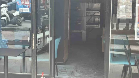 Şişli'de Pizzacıda Yangın Çıktı