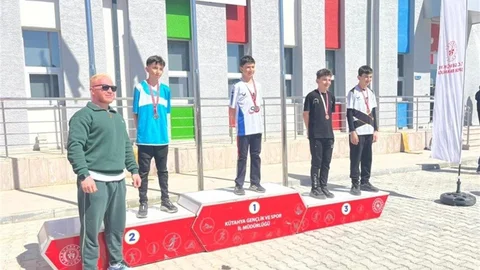 Kütahya'da Yıldızlar ve Küçükler Şampiyonası Tamamlandı