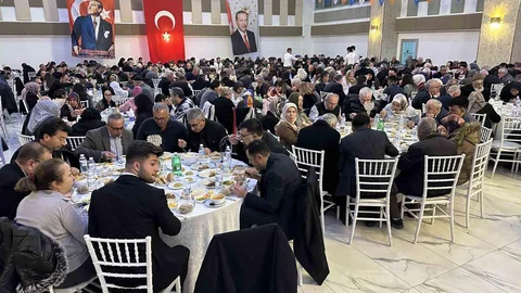 Uşak'ta Tuncer'den CHP Eleştirisi