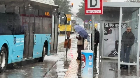 Diyarbakır'da Sağanak Yağış Etkili Oldu
