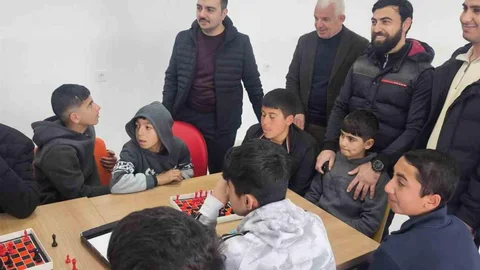 Dicle Kaymakamı Sporcularla Buluştu