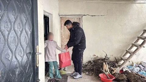 Şırnak'ta Bayram Öncesi Yardım Paketi Dağıtımı