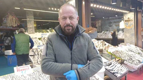Hava Soğudu, Hamsi Tezgahlarda