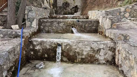 Çameli'nde Paşaderesi Şelalesi Yeniden Akmaya Başladı