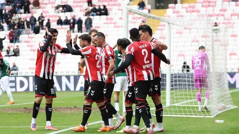 Sivasspor Ümraniyespor'u Yendi