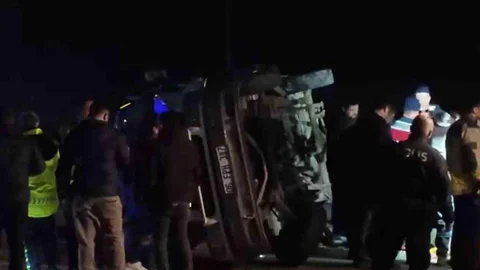 Ankara'da Trafik Kazası: 2 Ölü, 12 Yaralı