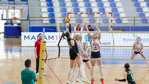 Manavgat’ın Voleybol Takımı Sezonu Tamamladı