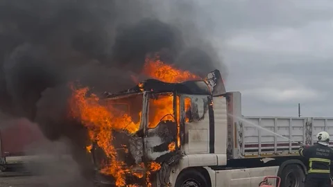 Tekirdağ'da Tır Yangını Meydana Geldi