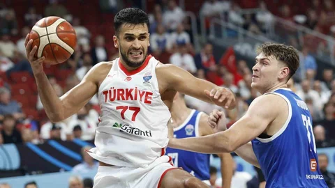 Ömer Faruk Yurtseven NBA'de Sözleşme İmzaladı