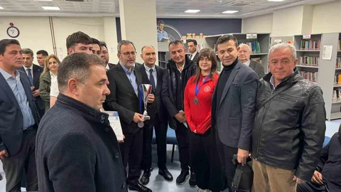 Alaşehirli Öğrencilerden Uluslararası Başarı