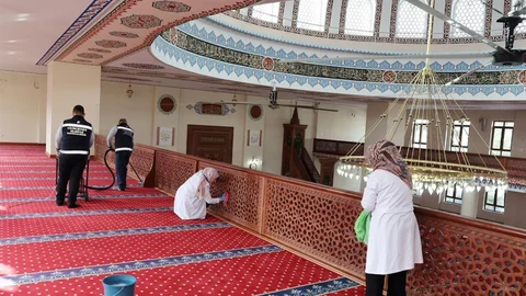Küçükçekmece Bayram İçin Hazırlıklarını Tamamladı