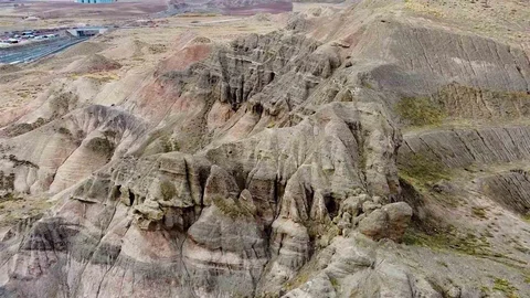 Yozgat'ta Doğanın Şekillendirdiği Tepe Görüntülendi
