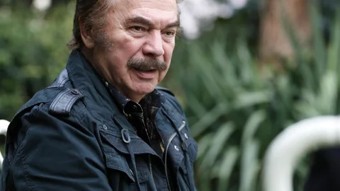 Orhan Gencebay Hastanede Tedavi Ediliyor