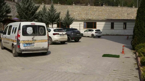 Genç Balkondan Düşerek Hayatını Kaybetti