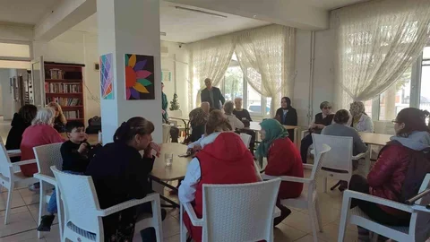Burhaniye'deki Huzurevi Ziyareti