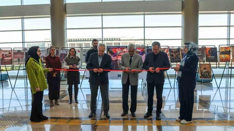 Çanakkale Destanı Sergisi Konya'da Açıldı