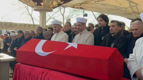 İstanbul'da Tarihçi İlber Ortaylı Uğurlandı