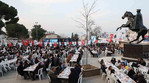 Alaşehir'de İftar Buluşması