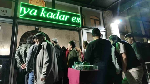 Aydın'da Kadir Gecesi Yoğunluğu