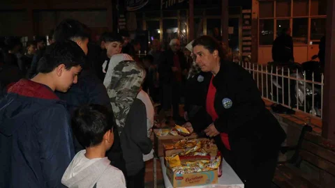 Bozdoğan'da Kadir Gecesi İkramları