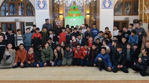 Erzincan'da Öğrencilere Manevi Eğitim Veriliyor