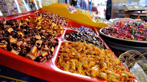 Erzincan'da Bayram Şekerleri Rengarenk Tezgahlarda