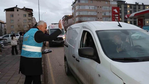 Erzurum'da İftar İkramı Yapıldı