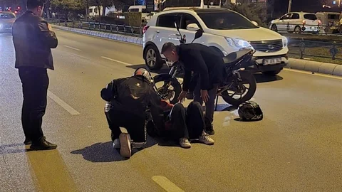 Kadın Motosiklet Sürücüsü Yaralandı