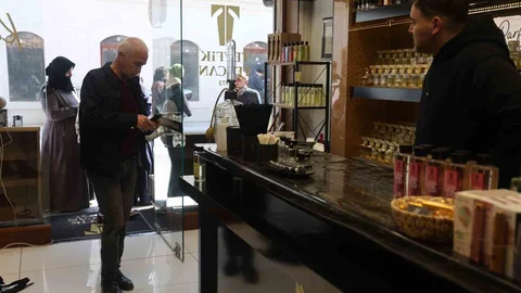 Konya'da Kolonyacılar Bayram İçin Hazırlanıyor