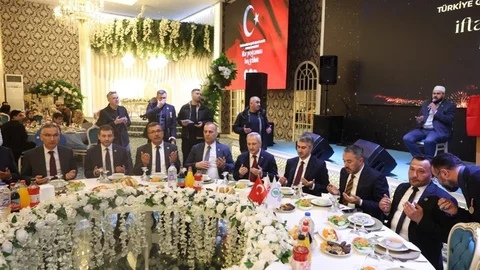 Pursaklar'da İftar Programı Düzenlendi