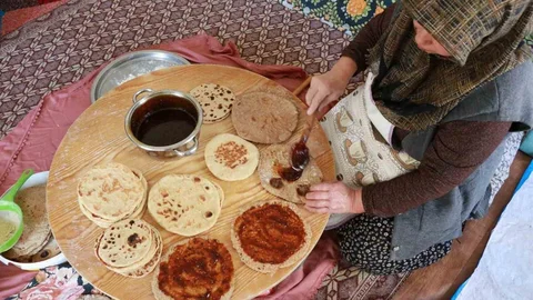Asırlık Külçe Tatlısı Geleneği Konya'da Yaşatılıyor