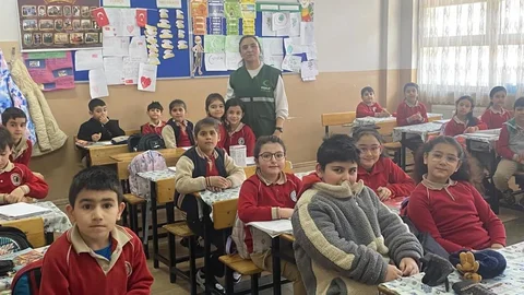 Kars'ta Miniklerle Yeşilay Etkinliği