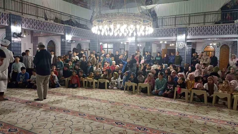 Kadir Gecesi'nde 271 Çocuk Buluştu