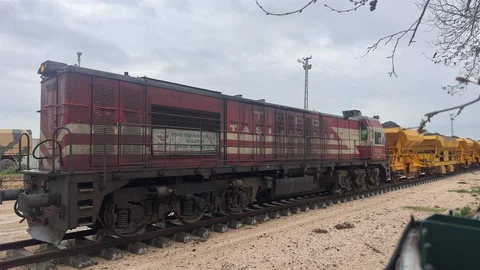 Ceylanpınar'a 15 Yıl Sonra Tren Geldi