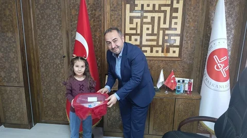 Küçük Öğrencilerden Anlamlı Bağış