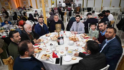 Manisa'da Dev İftar Programı Yapıldı
