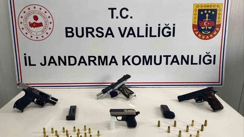 Bursa'da Ruhsatsız Silah Ele Geçirildi