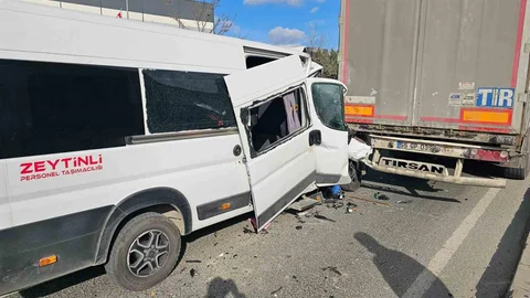 Çerkezköy'de İşçi Servisi Kaza Yaptı