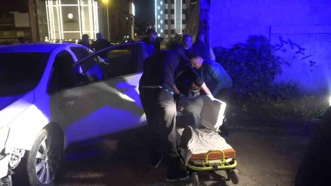 Antalya'da Kriz Geçiren Sürücü Kaza Yaptı