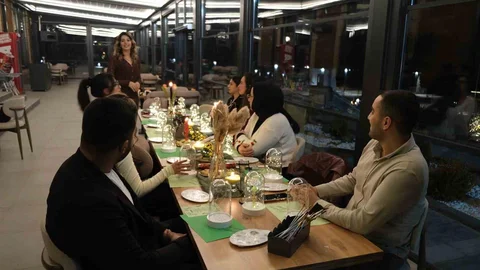 Ahlat’ta Cam Fanus Boyama Etkinliği