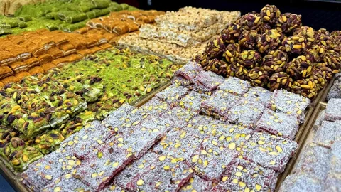 Adana'da Bayram Hazırlıkları Hızlandı