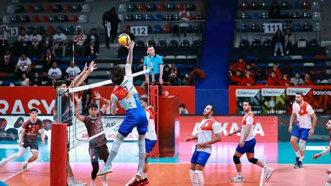 Kahramanmaraş'ta Voleybol Takımı Şampiyon Oldu
