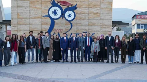 Cem Şahin ve Rektör Kırışık Buluştu