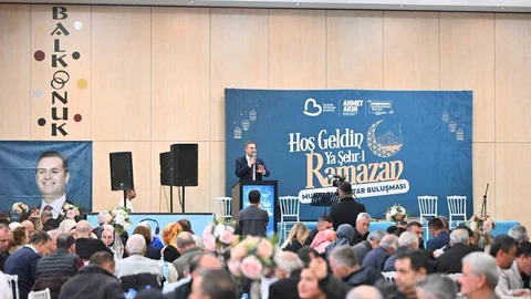 Balıkesir'de Muhtarlarla İftar Buluşması