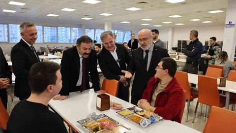 Hacılar'da Öğrencilerle İftar Buluşması