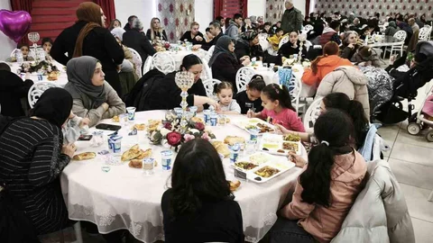 Eskişehir'de İhtiyaç Sahiplerine İftar