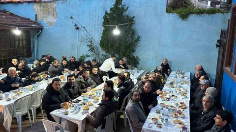 Bursa'da Vatan Sevdalıları İftar Yemeği