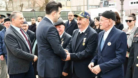 Tomarza ve Bünyan'da Şehitleri Anma Töreni